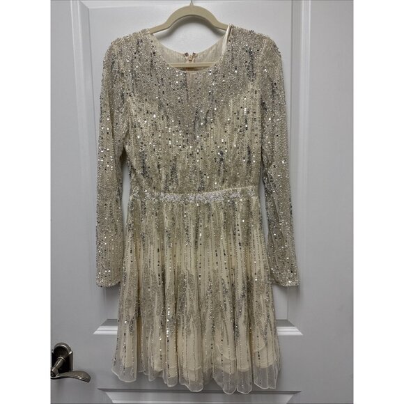 Mac Duggal Size 8 5923 Nude Silver Long Sleeve Embellished Cocktail Dress $498 - Picture 4 of 16